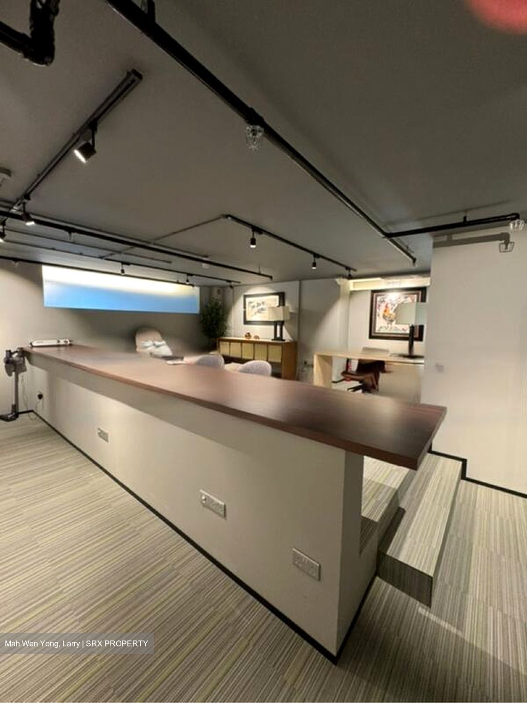 Tahir Building (D1), Office #473569541